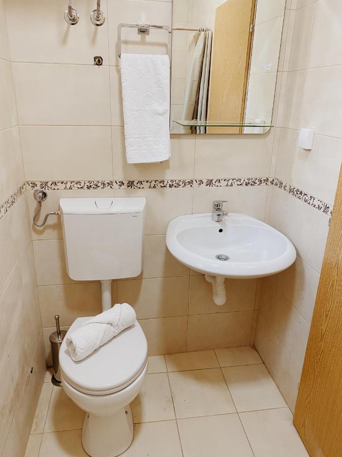 Apartments Sneki Baošići 外观 照片