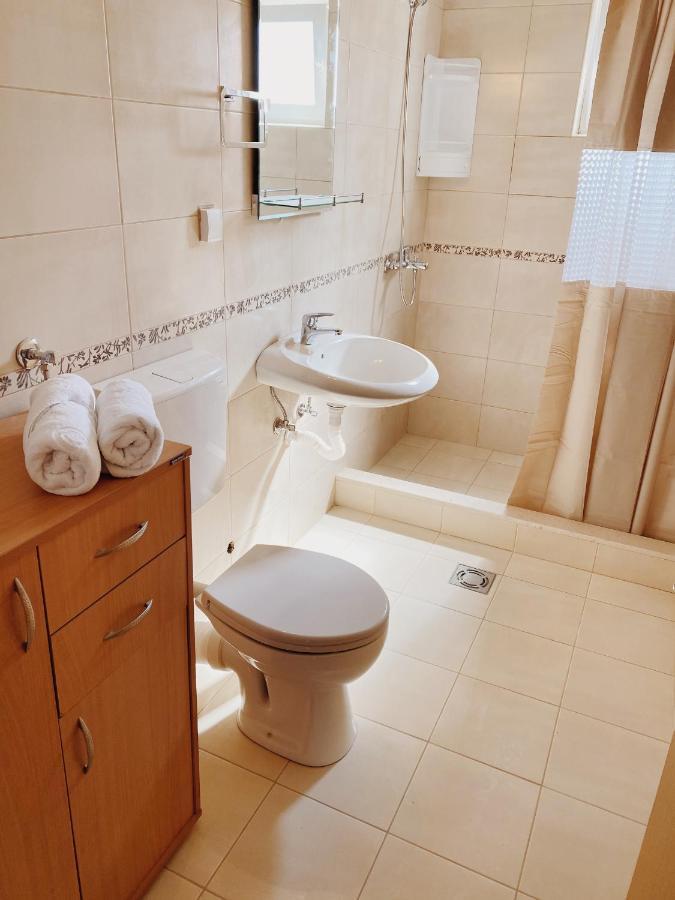 Apartments Sneki Baošići 外观 照片